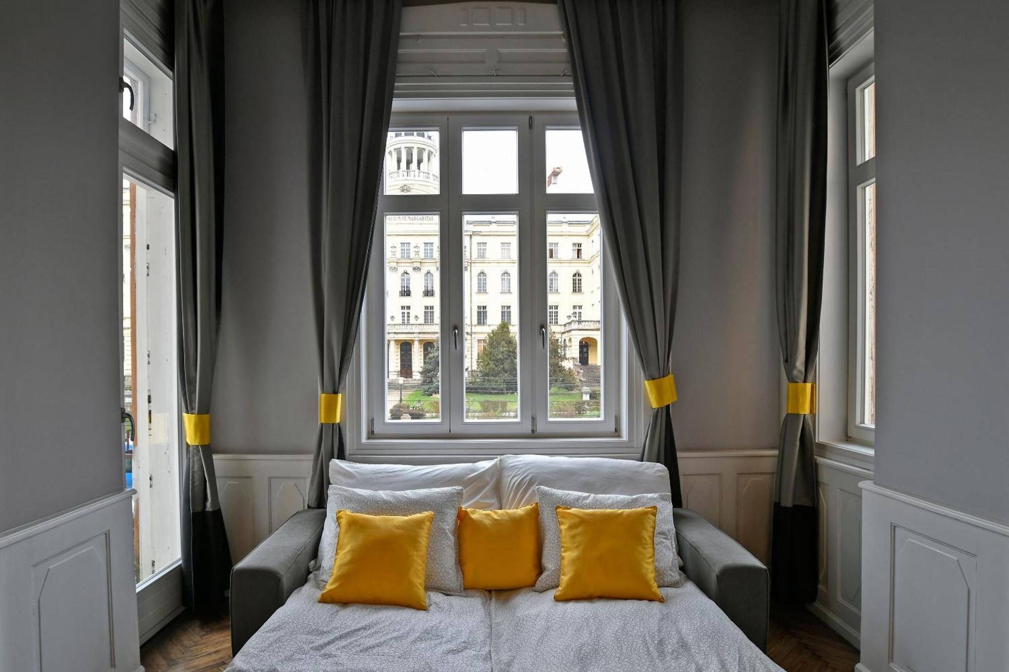 Ferienwohnung Luxuryflat Near Centre On118 Sqm, 3Br,2Bth,8Bed,Ac Budapest Exterior foto